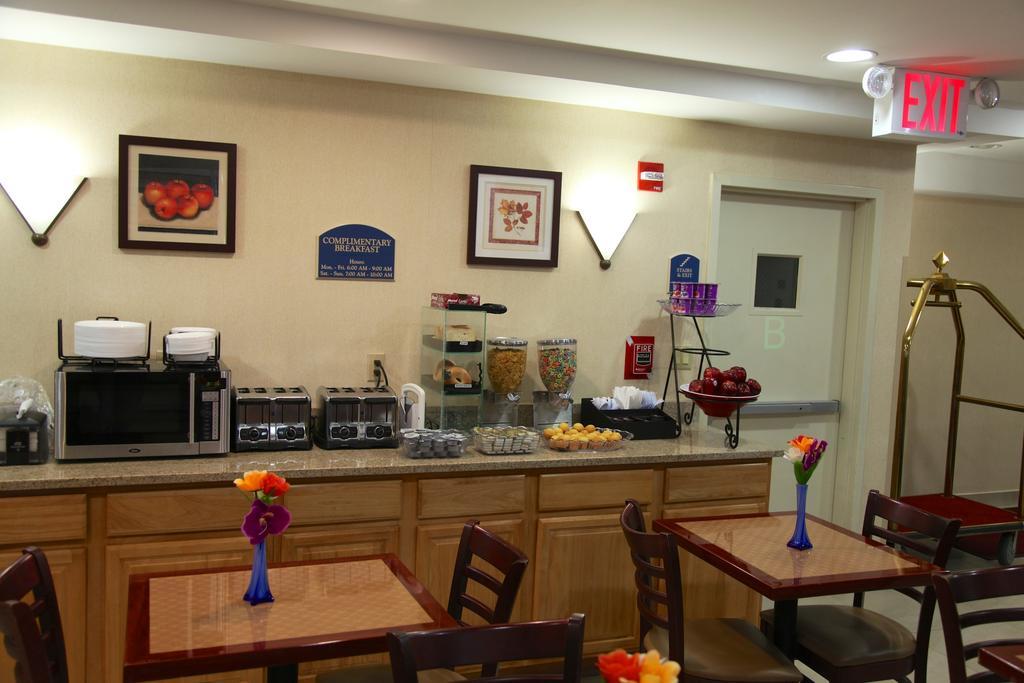 Corona Hotel New York - Laguardia Airport Εξωτερικό φωτογραφία